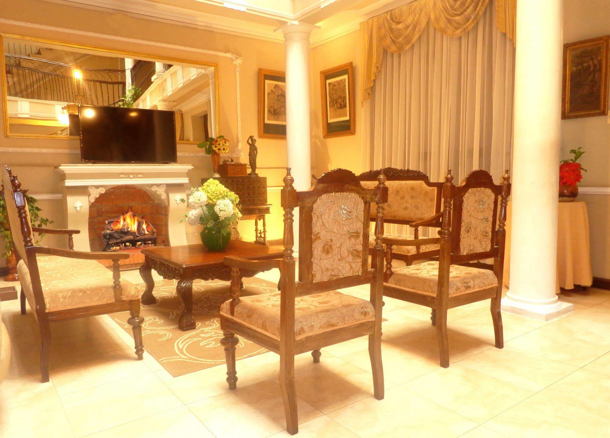 סוקרה Hotel Boutique Colonial מראה חיצוני תמונה