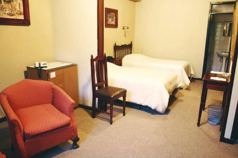 סוקרה Hotel Boutique Colonial מראה חיצוני תמונה