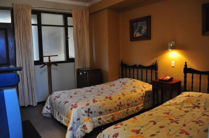 סוקרה Hotel Boutique Colonial מראה חיצוני תמונה